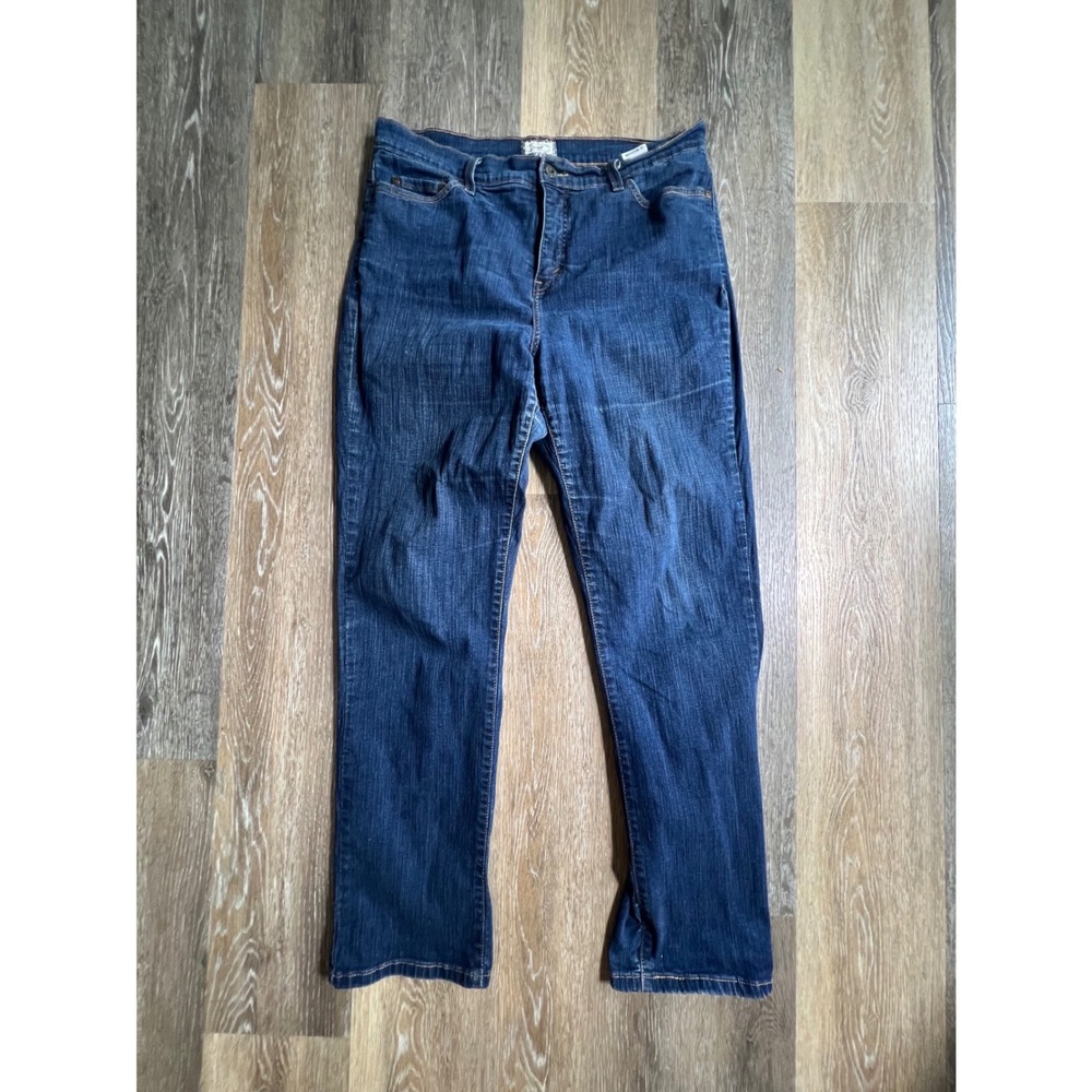 Levis Straight Leg Jeans Womens 16 Medium Dark Wash Excellent Denim‎ Pants